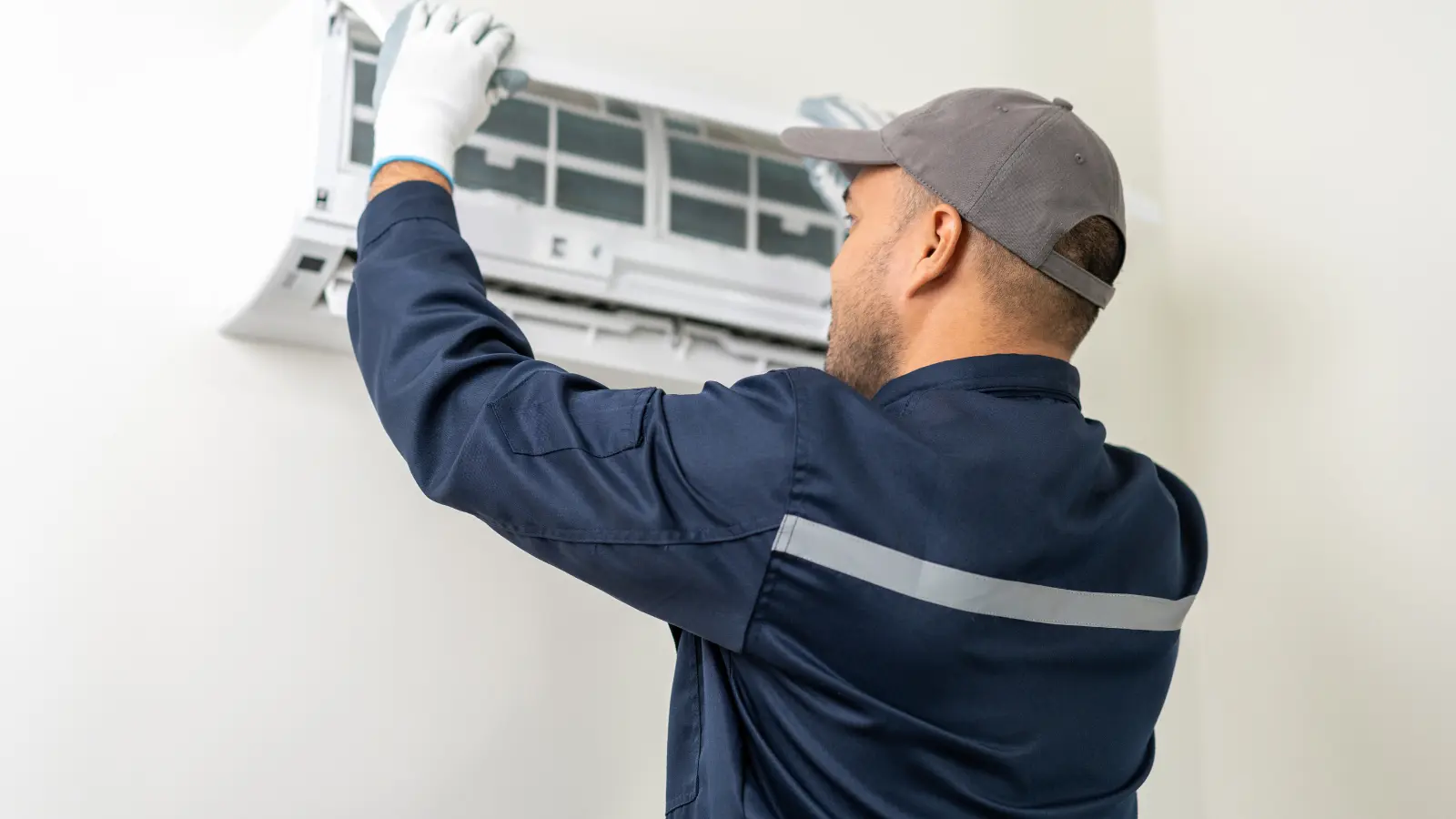 Install of Air conditioning unit